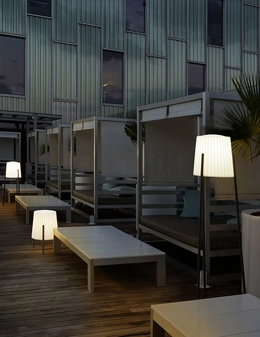 Barcino piantana da esterno