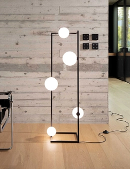 Angolo piantana di design