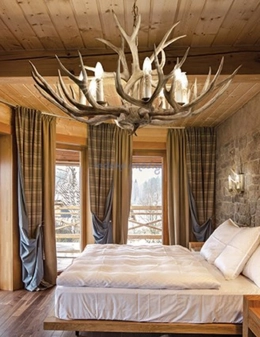 Chalet lampadario in resina effetto legno