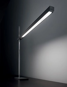 Gru lampada da tavolo