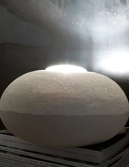 Ufo lampada da tavolo