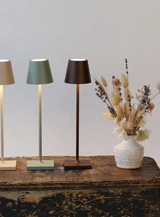 Poldina Pro lampada da tavolo