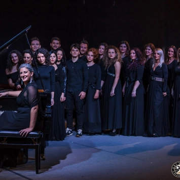 Progetti in Luce e Art Voice Academy: quando luce e musica s'incontrano