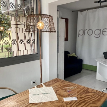 Digitalizziamo Intesa Sanpaolo: un premio importante per Progetti in Luce