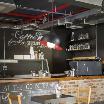 Come arredare con lampadari dallo stile industriale