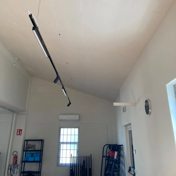 Illuminazione led su misura per una palestra moderna