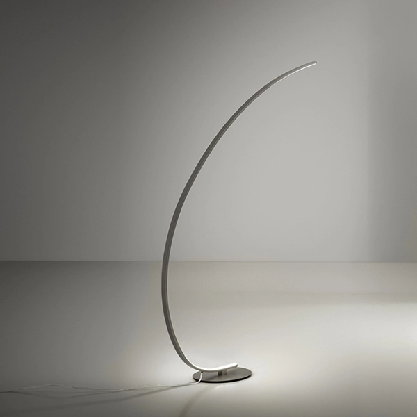 Iole lampada da terra di design - Gea Luce - Terra - Progetti in Luce
